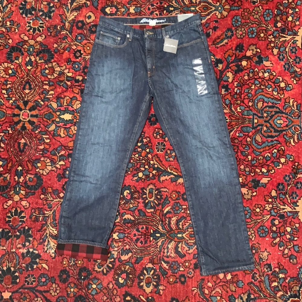 NWT Brand New Eddie Bauer flannel-lined Classic Straight Jeans, size 34/32